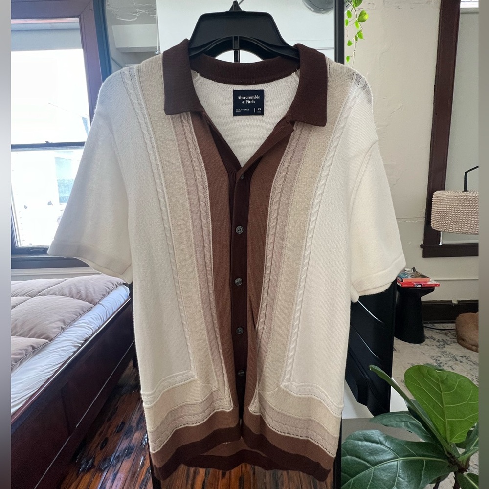 A&F Mens Short Sleeve Button Down